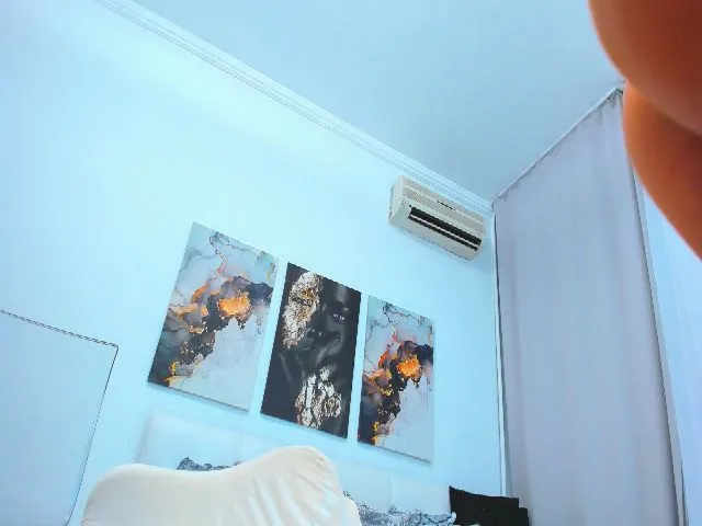 Live sex webcam photo for WowEva #252811718