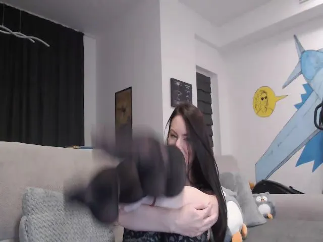 Live sex webcam photo for Aryelle_ #264464186