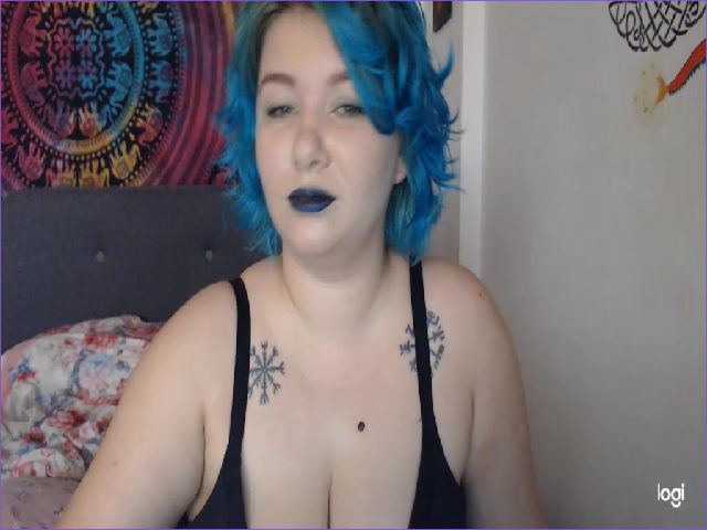 Live sex webcam photo for GoddessEmma #264843221