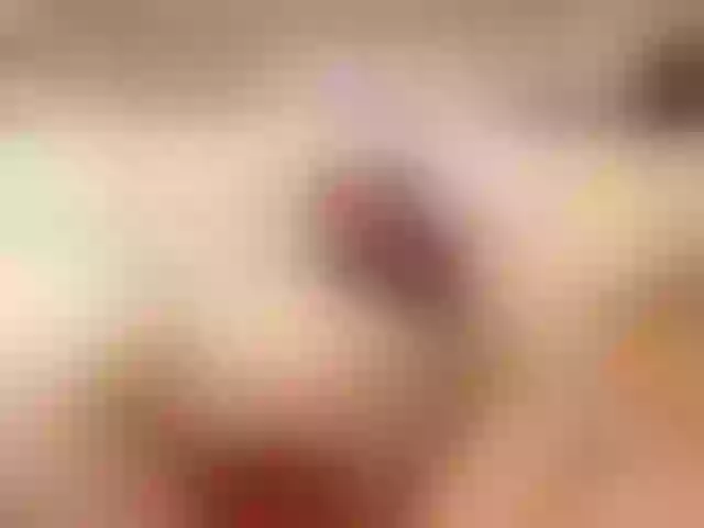 Live sex webcam photo for miacamhot #245802219