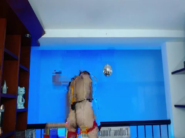 Live sex webcam photo for Yeli_Amber #254684113