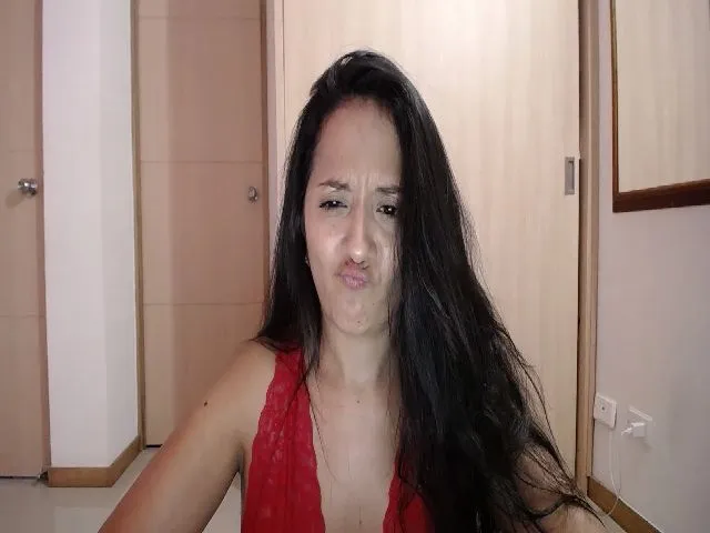 Live sex webcam photo for jandylovee #253554899