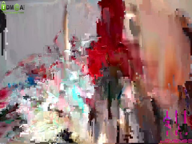 Live sex webcam photo for Bluefire_28 #265198562