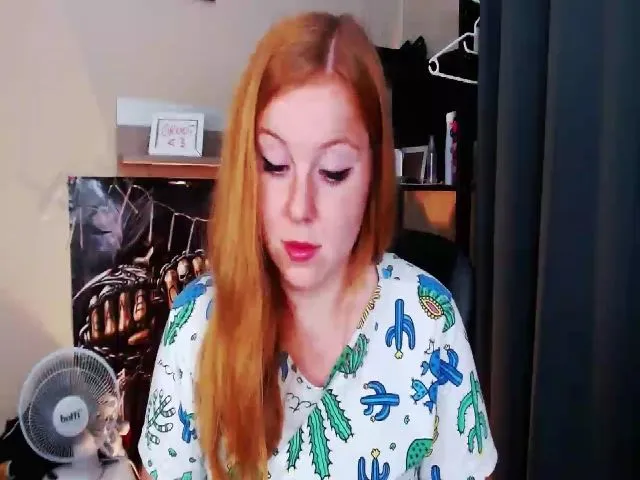 Live sex webcam photo for HottieAlma #258566776