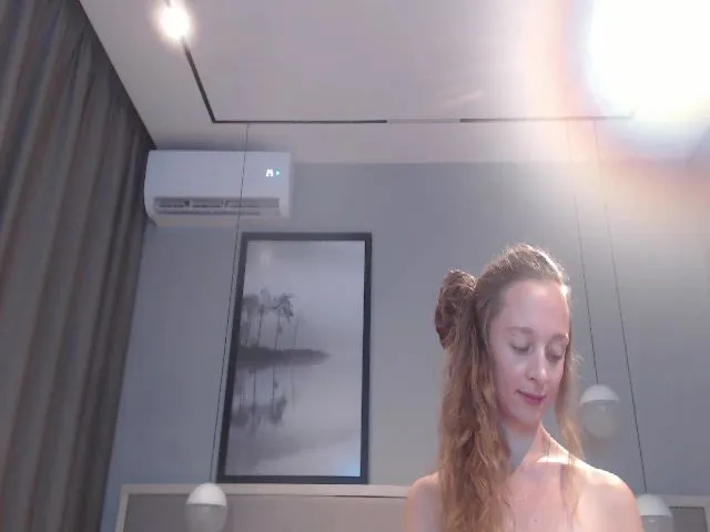 Live sex webcam photo for Innocent_Miss #254586973