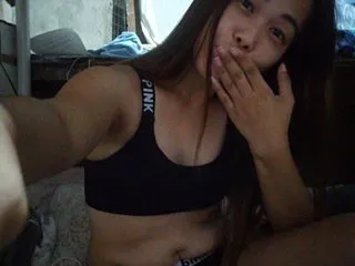 Live sex webcam photo for Irish9 #240779509