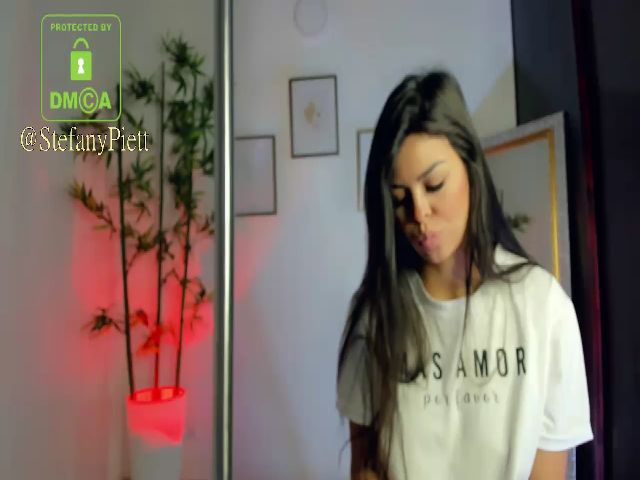 Live sex webcam photo for Stefany_gpiet #256219674