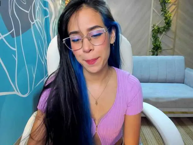 Live sex webcam photo for EvelynHarris #287950344