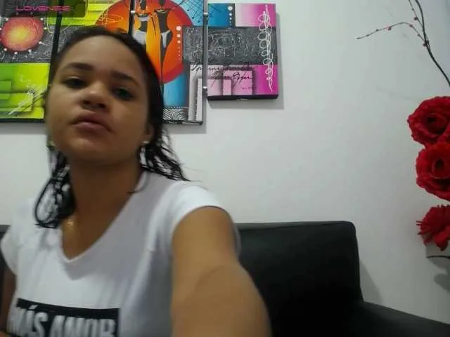 Live sex webcam photo for SOY-KIM #244975355