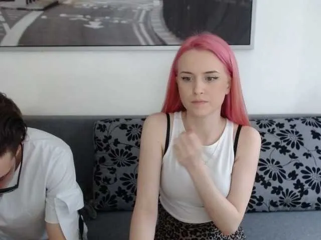 Live sex webcam photo for YoungCrazyHot #241257367