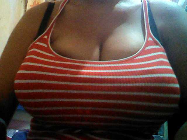 Live sex webcam photo for BarbieBigTits #242773020