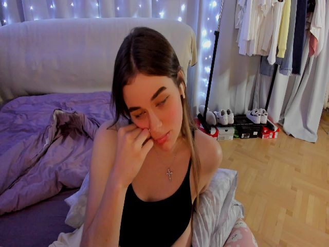 Live sex webcam photo for Annett19 #254941014