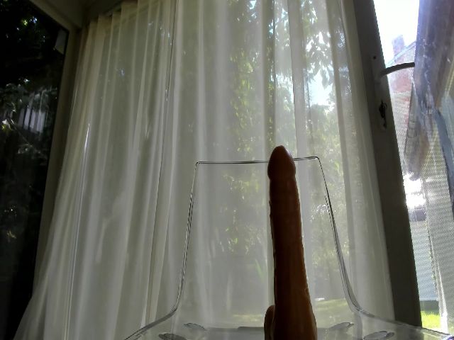 Live sex webcam photo for Miss_Tanya #256224358