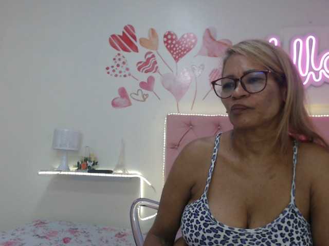 Live sex webcam photo for BustyXMilf #251459467