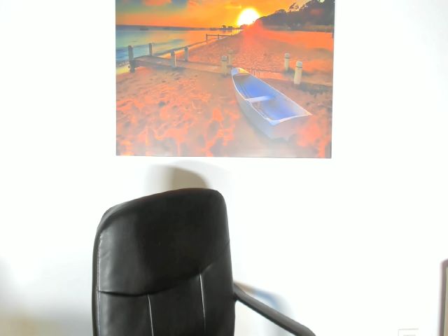 Live sex webcam photo for Kimkate #257295592