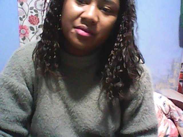 Live sex webcam photo for mybigass15 #251540046