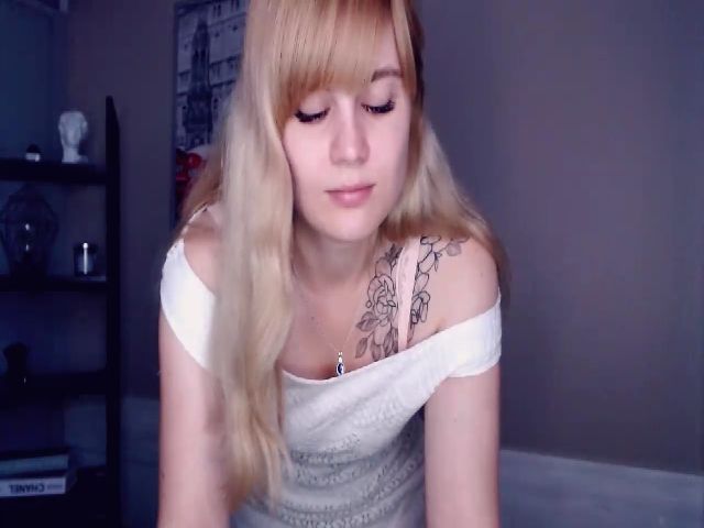 Live sex webcam photo for AdelinaBlondy #260564133