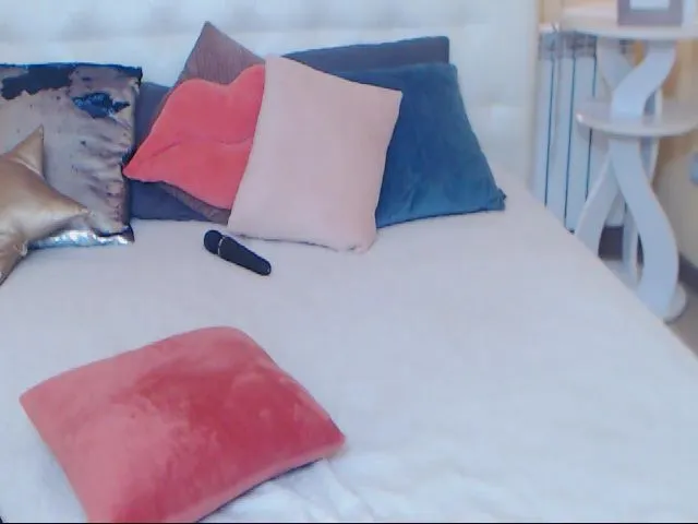 Live sex webcam photo for SophiePark #253025373