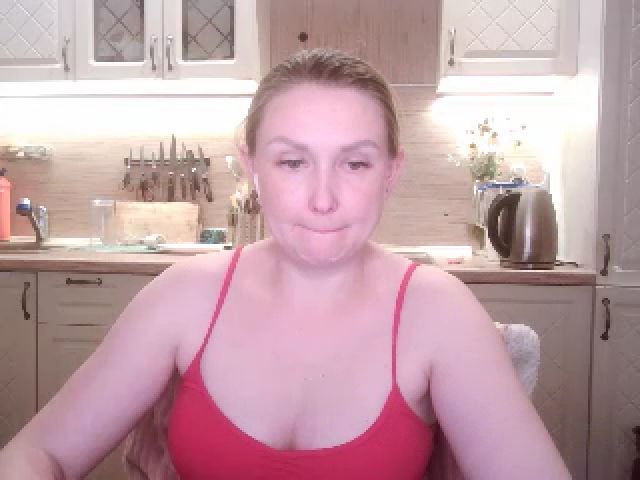 Live sex webcam photo for JaneGrey111 #254888472