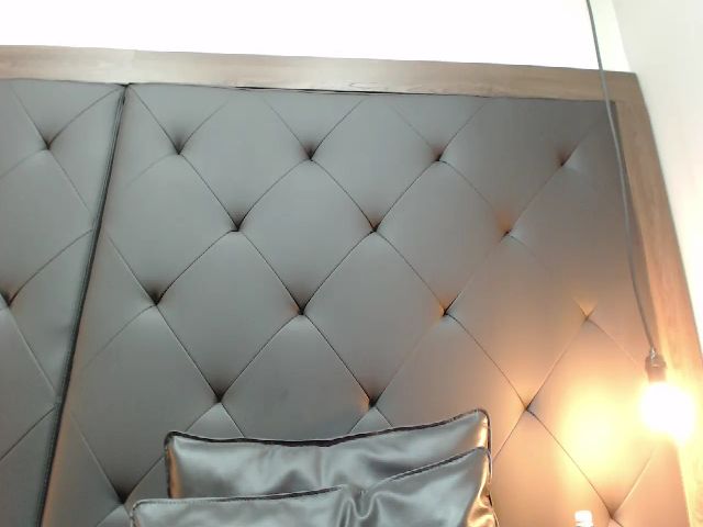 Live sex webcam photo for AnaSaenz #257862128