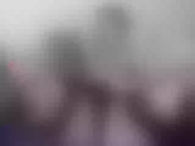 Live sex webcam photo for LittleDelora #247550729