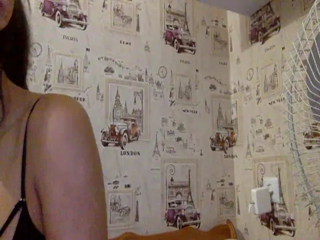 Live sex webcam photo for JolyBoss #263798293