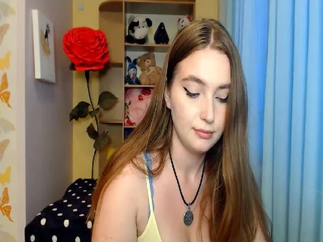 Live sex webcam photo for NikkySonge #254508211