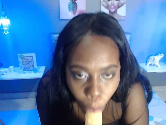 Live sex webcam photo for sarahwilliam #240895546