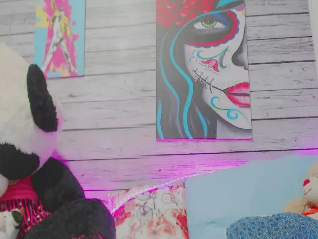 Live sex webcam photo for Lucy_park #253648830