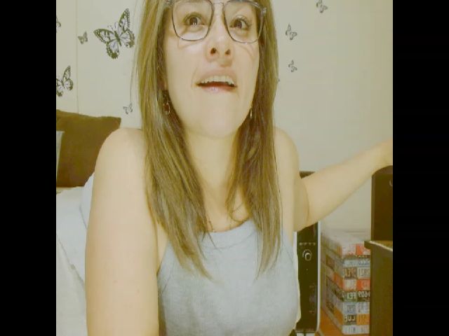 Live sex webcam photo for Salomesweet69 #287861350