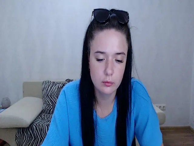 Live sex webcam photo for Malefisenta_ #254433836