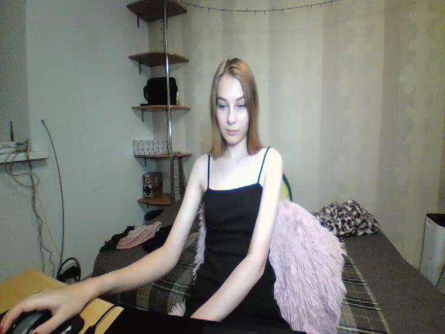 Live sex webcam photo for JenaCooper #260188714