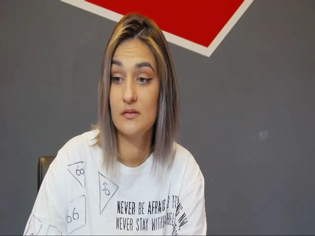 Live sex webcam photo for SecretAmber #253094359