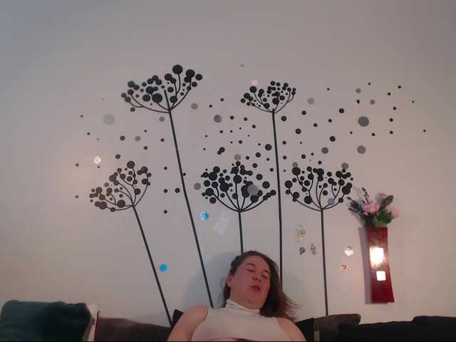 Live sex webcam photo for titanic-tits #245954704