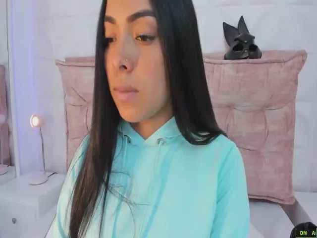 Live sex webcam photo for Kendry_ #259562928