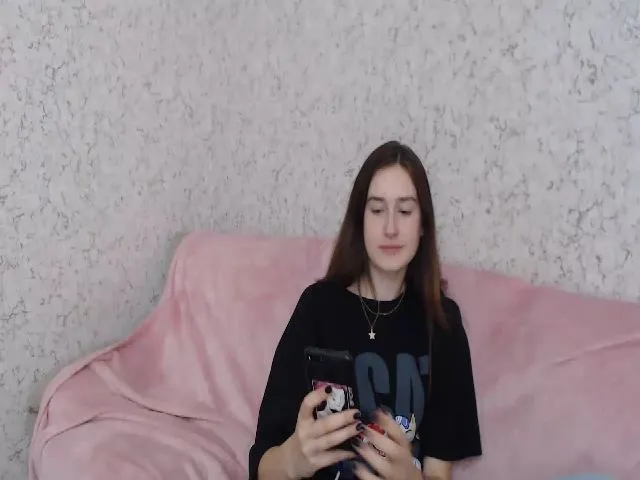 Live sex webcam photo for Honey_dream #262237396