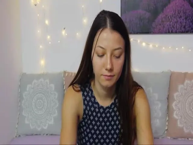 Live sex webcam photo for AyleenRosie #255854185