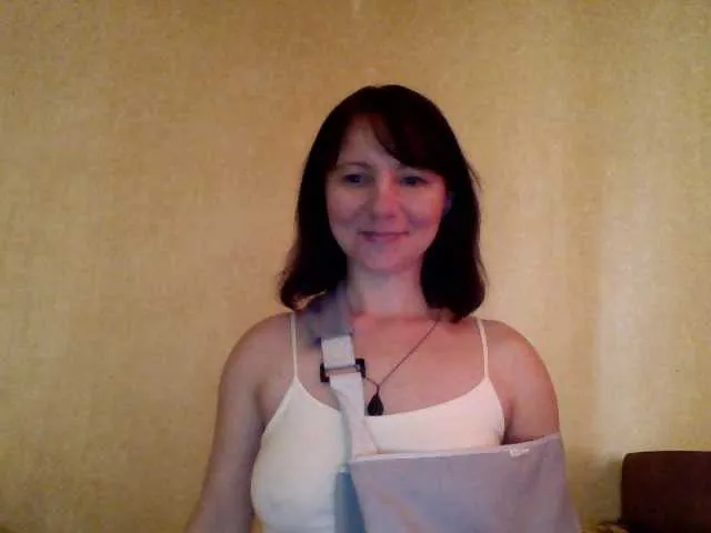 Live sex webcam photo for Oksina #241139307
