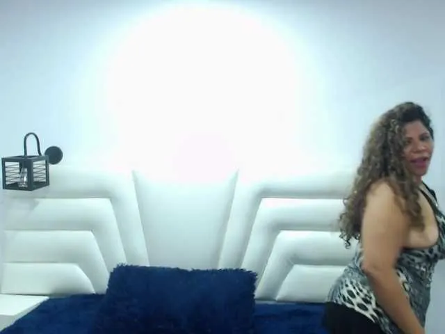 Live sex webcam photo for Brenda-star #252492446