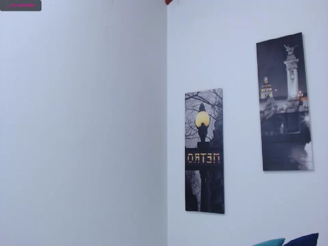 Live sex webcam photo for Alessiafioore #261356064