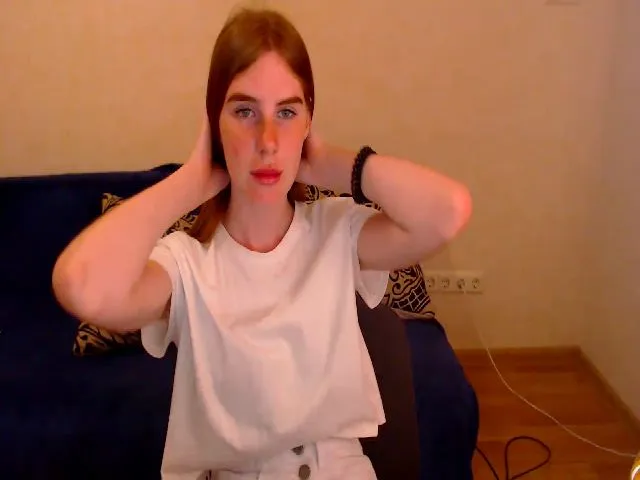 Live sex webcam photo for Vesnyshka #255407989