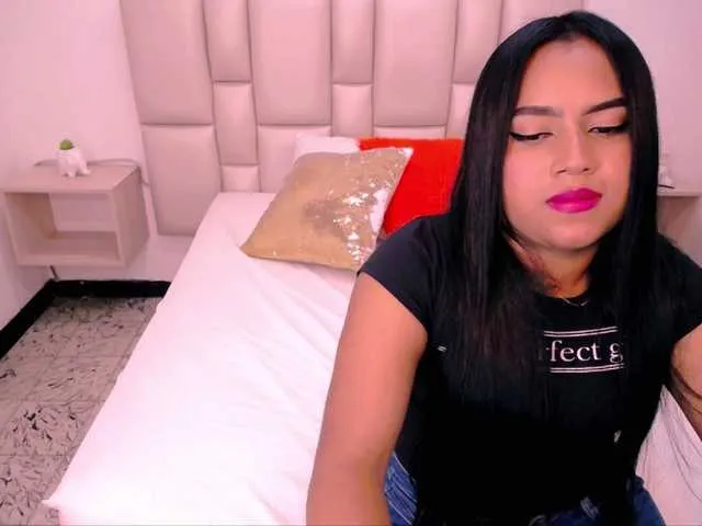 Live sex webcam photo for megan-rauw #265508480