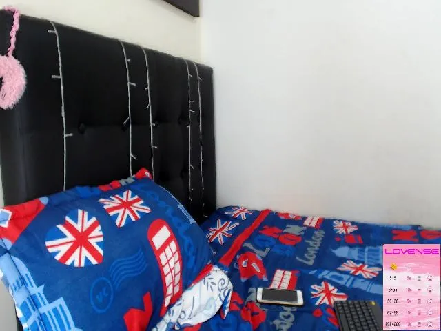 Live sex webcam photo for vero05 #253004768