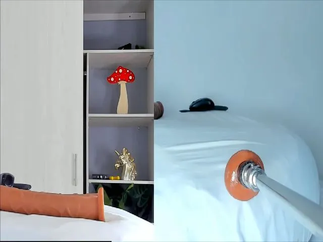 Live sex webcam photo for Sweetgoddess2 #263309869