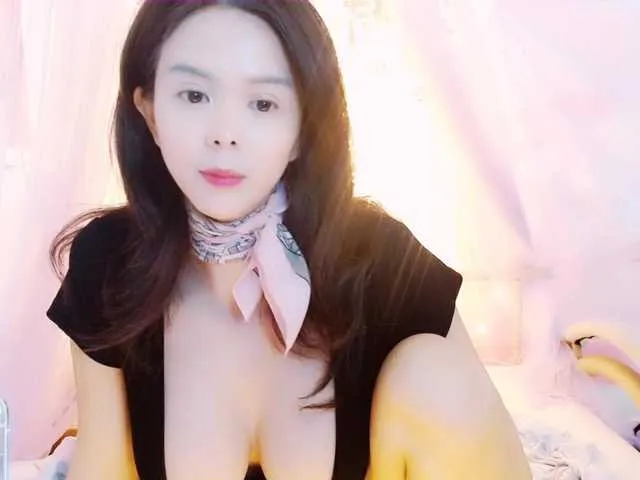 Live sex webcam photo for sanshun1 #241607495