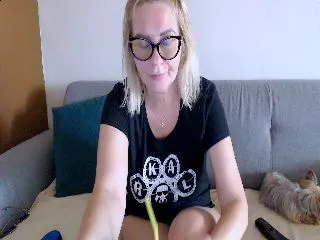 Live sex webcam photo for Stephycute #251861768