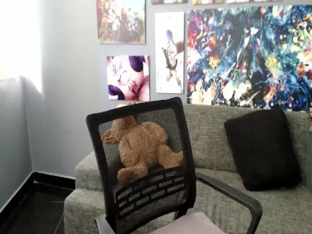 Live sex webcam photo for Jade_leon_ #256914641