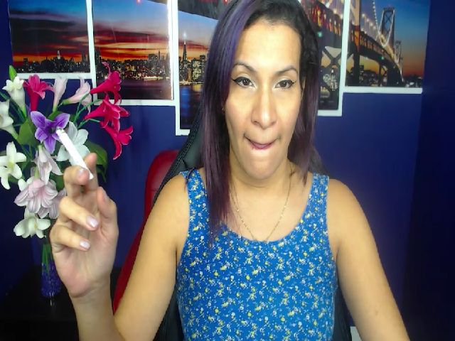 Live sex webcam photo for Infernalsexx #259586222