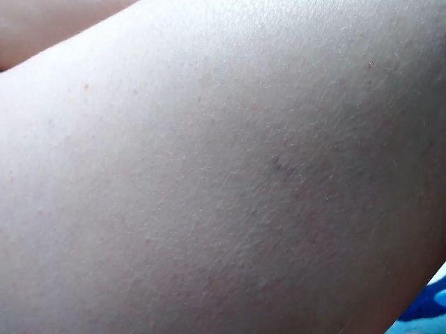 Live sex webcam photo for Honey21_ #253373080