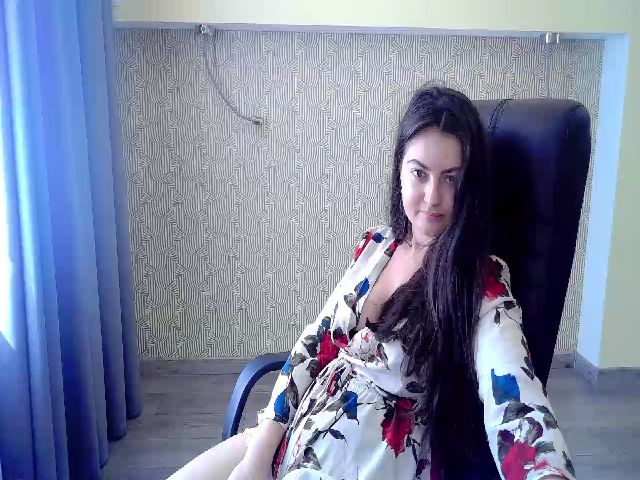 Live sex webcam photo for VictoriaFae #259139718